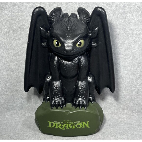 How To Train Your Dragon Popcorn Bucket Toothless Collectible Regal DreamWorks - Picture 1 of 7